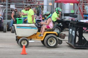 Lawn Tractor Pull
