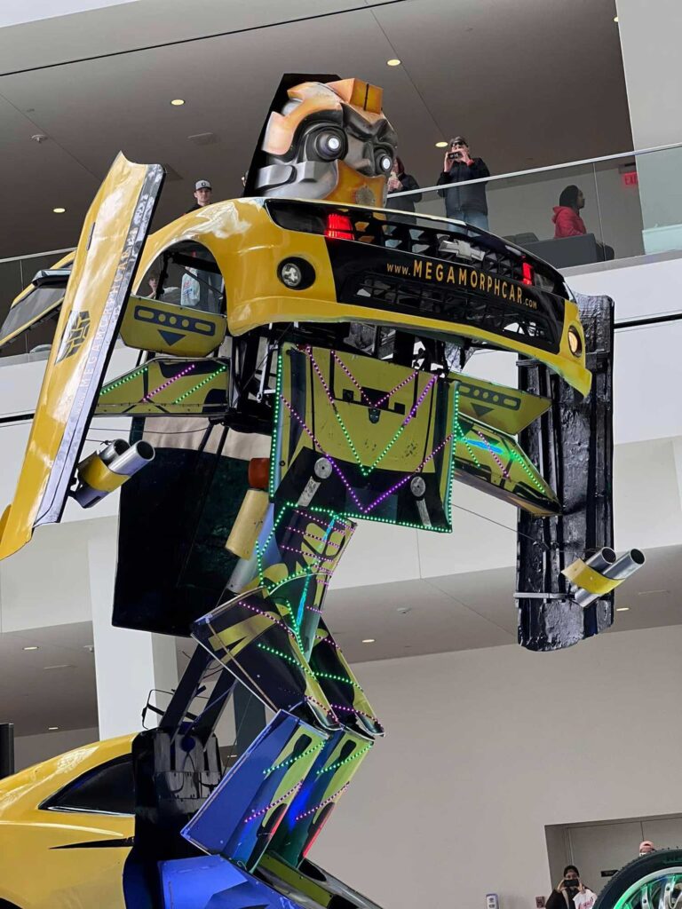 Megamorph transforming car